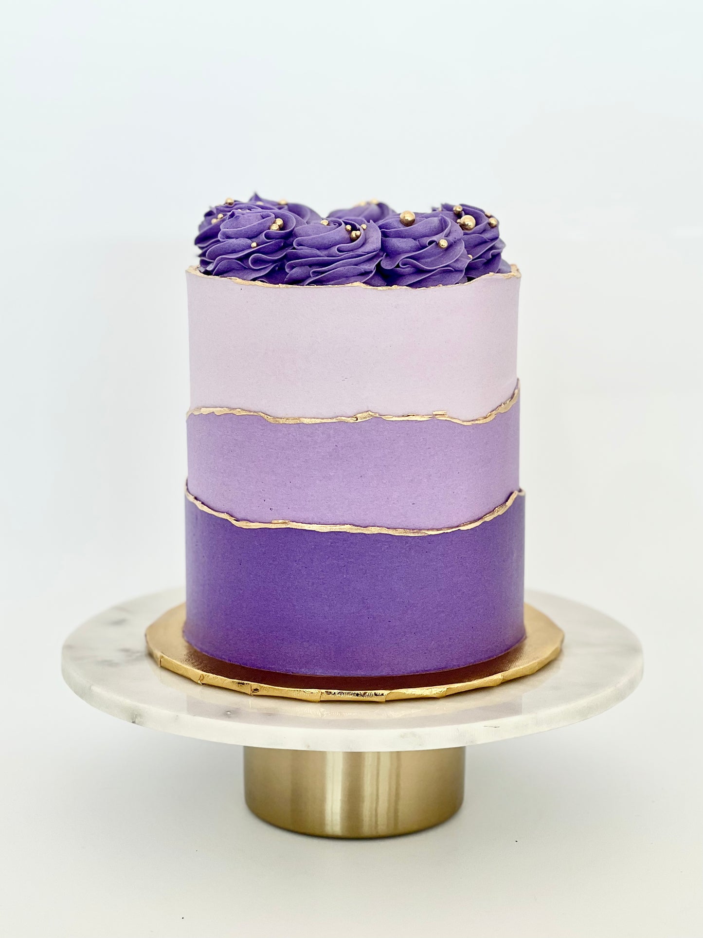 Textured Ombre With Gold Edges and Swirls On Top Cake